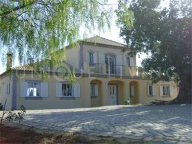 House/Villa for sale in Tavira (Faro)