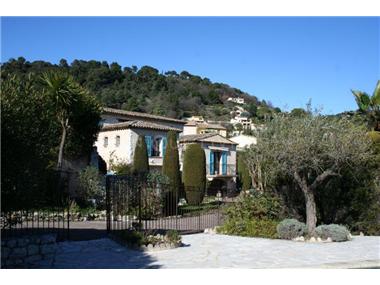 House/Villa for sale in La Colle-sur-Loup (Provence-Alpes-Cote d'Azur)