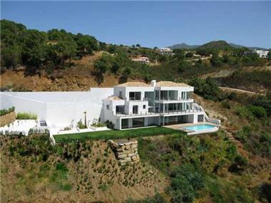 House/Villa for sale in Benahavis (Andalucia)