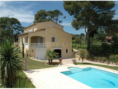 House/Villa for sale in Mougins (Provence-Alpes-Cote d'Azur)
