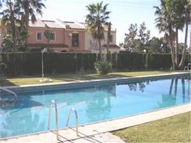 Townhouse for sale in Estepona (Andalucia)