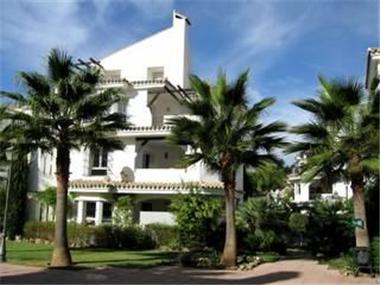 Apartment/Flat for sale in Puerto Banus (Andalucia)