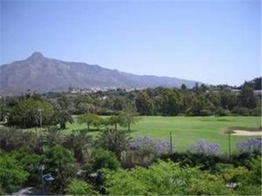Apartment/Flat for sale in Puerto Banus (Andalucia)