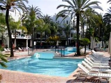Apartment/Flat for sale in Puerto Banus (Andalucia)