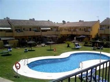 Townhouse for sale in Estepona (Andalucia)