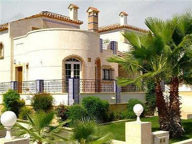 House/Villa for sale in Algorfa (Valencia)