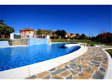 Townhouse for sale in Estepona (Andalucia)