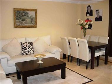 Apartment/Flat for sale in Benahavis (Andalucia)