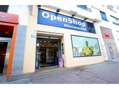 Commercial for sale in Puerto Banus (Andalucia)