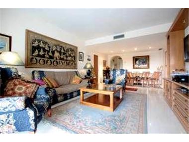 Apartment/Flat for sale in Puerto Banus (Andalucia)