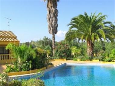 House/Villa for sale in Tavira (Faro)