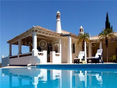 Townhouse for sale in Loule (Faro)