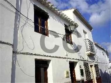 Townhouse for sale in Campo-Nubes (Andalucia)