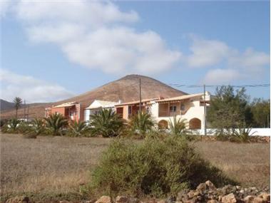 Villa for sale in Tetir (Canary Islands)