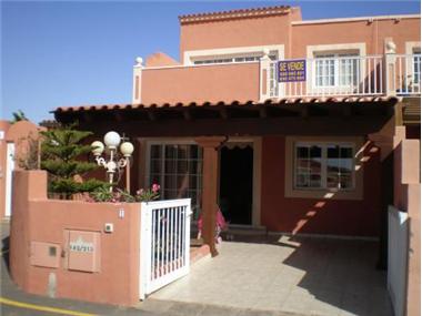 Villa for sale in El Castillo (Canary Islands)