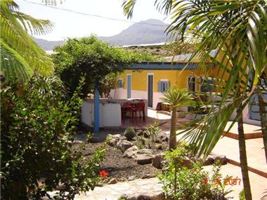 Villa for sale in San Nicolas (Canary Islands)