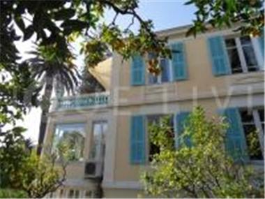 House/Villa for sale in Saint-Jean-Cap-Ferrat (Provence-Alpes-Cote d'Azur)