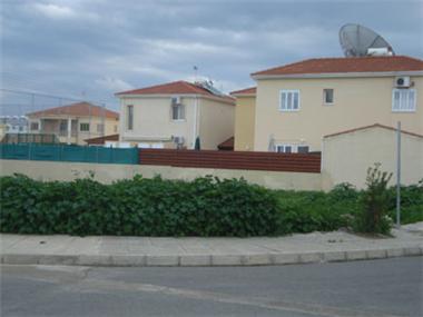 Land for sale in Perivolia (Larnaca)