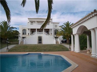 House/Villa for sale in Albufeira (Faro)