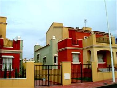 Townhouse for sale in La Mata (Valencia)