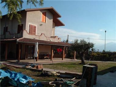 House/Villa for sale in L'Aquila (Regione Abruzzo)