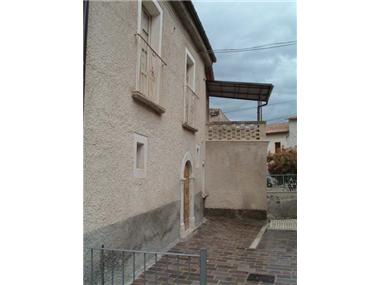House/Villa for sale in L'Aquila (Regione Abruzzo)