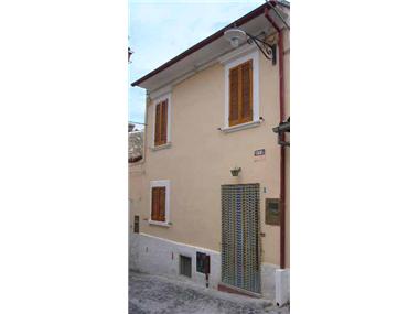 House/Villa for sale in Aquilano (Regione Abruzzo)