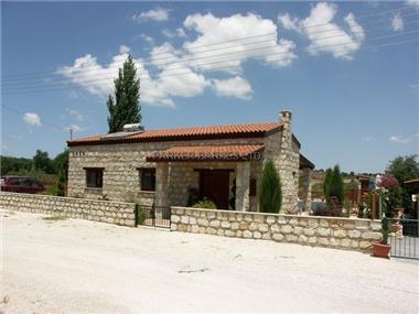 House/Villa for sale in Polemi (Paphos)