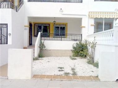 Bungalow for sale in Pilar de la Horadada (Valencia)