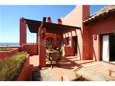 Penthouse for sale in Estepona (Andalucia)