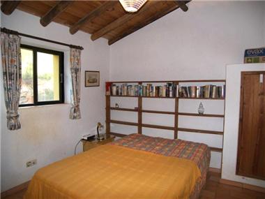 Villa for sale in Mexilhoeira Grande (Faro)