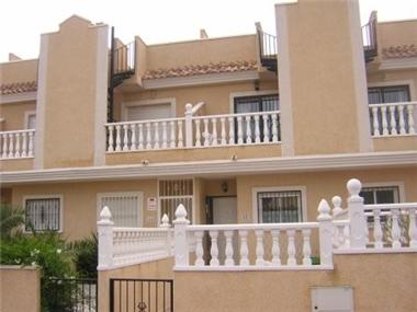 Townhouse for sale in Las Filipinas (Valencia)