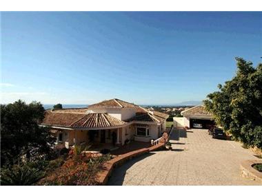 Villa for sale in Marbella (Andalucia)
