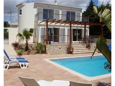 Villa for sale in Albardeira (Faro)