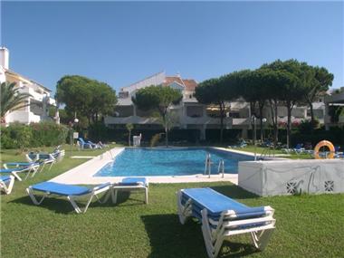 Apartment for sale in New Golden Mile (Andalucia)