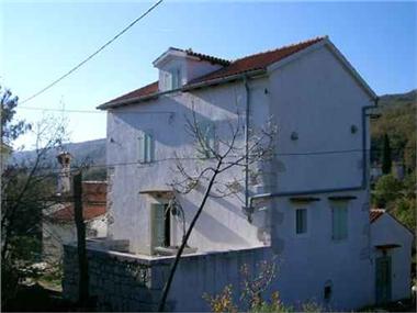 House for sale in Zagorje (Primorsko-Goranska Zupanija)