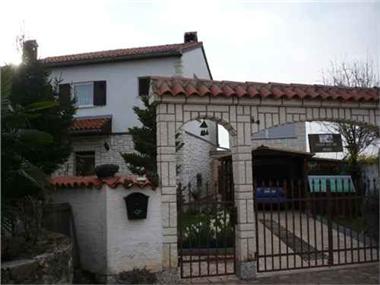 House for sale in Visnjan (Istarska Zupanija)