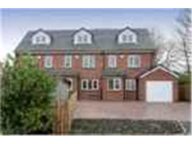 House for sale in Ashton-under-Lyne (Tameside)