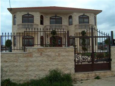 Detached Villa for sale in Kolossi (Limassol)
