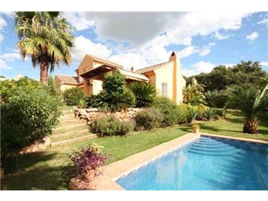 Villa for sale in El Rosario (Andalucia)