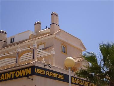 Apartment       for sale in La Zenia (Valencia)