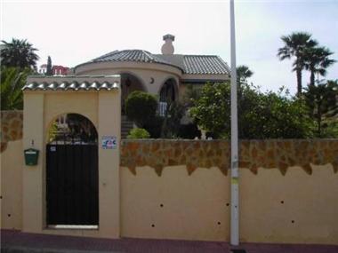 Villa for sale in Gran Alacant (Valencia)