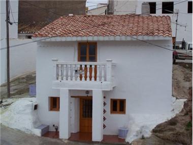 Cave House for sale in Freila (Andalucia)