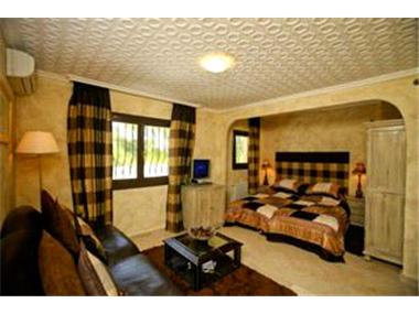 Villa for sale in Cancelada (Andalucia)