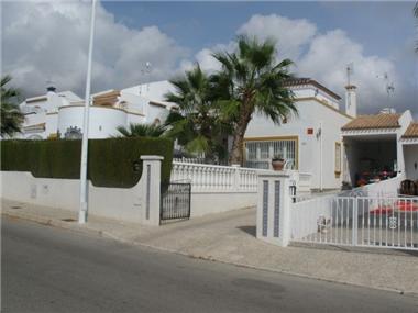 Detached Villa for sale in Orihuela Costa (Valencia)