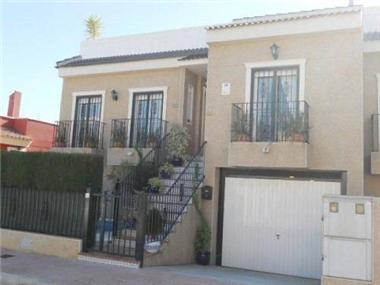Semi-detached for sale in Daya Nueva (Valencia)