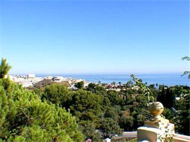 Villa for sale in Benalmadena (Andalucia)