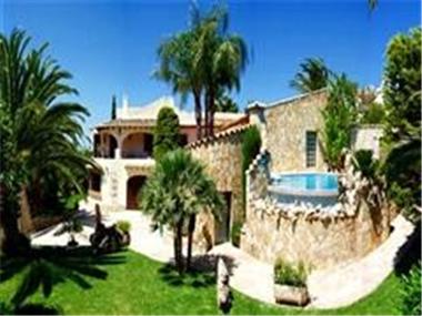 Villa for sale in Pego (Valencia)