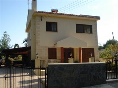 Detached House for sale in Perapedhi (Limassol)