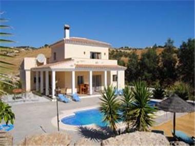 Villa for sale in Vinuela (Andalucia)